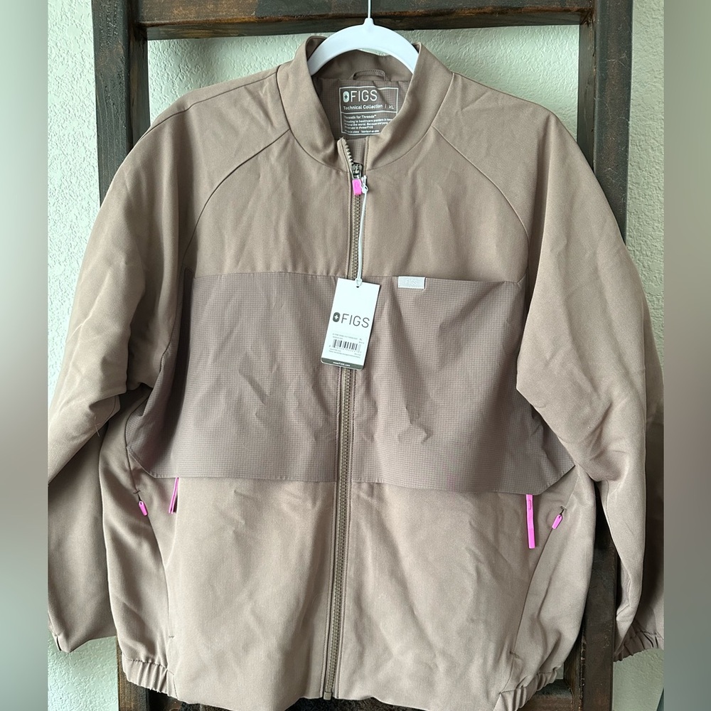 FIGS Women's Smokey Taupe Sydney Double Utility - Scrub Jacket -